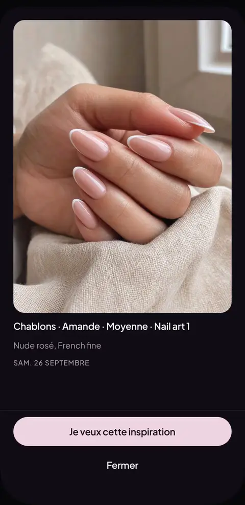 Capture animée de l’app Cuty : dans la galerie du salon, la cliente ouvre une pose nude rosé et touche « Je veux cette inspiration » ; la réservation s’ouvre avec les mêmes options.